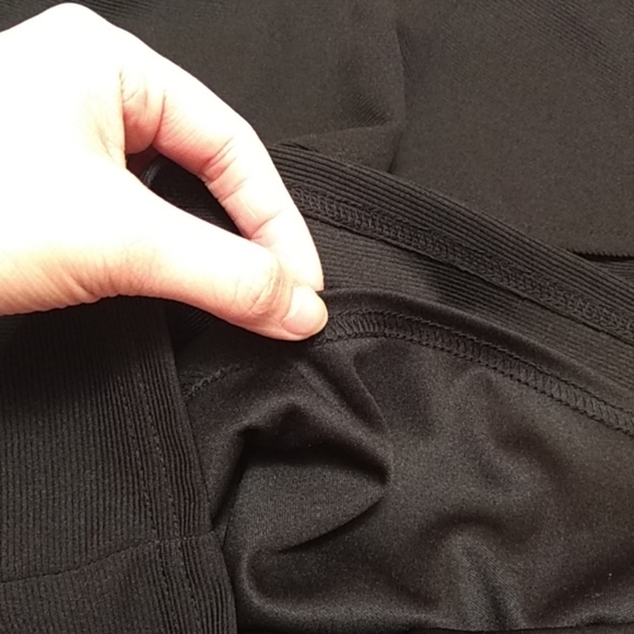 🆕 Black peplum ribbed skirt - US petite Small - Picture 4 of 5